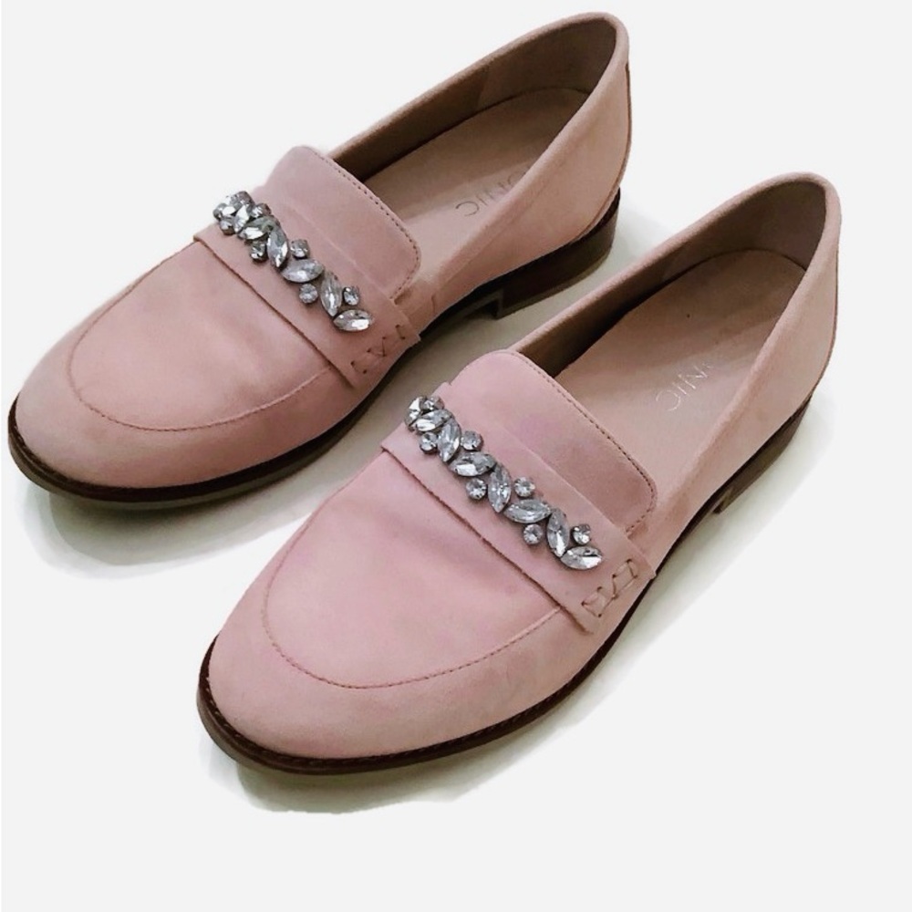 Vionic Blush Loafers with Metallic Accents
